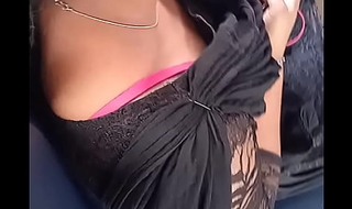 Tamil hot desi college girl boobs cleavage  in bus