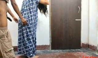 Desi beauties – bhabhi makes porn video with dever