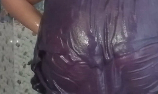 Priya’s new bathing video in petticoat – hot bathing