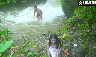 Desi Girl Sudipa Having Sex in the waterfall and gets cum in her mouth