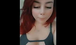 Beautiful red head Latina add me on twitter @thickwithit93 to watch all my videos
