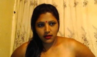 Today Exclusive-horny Desi Bhabhi Showing Big Boobs Exposed to Cam Show