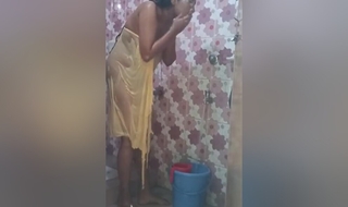 Bangla Cam Porn Girl Bathing Nude On Cam