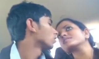 Trickled Video Of Sexy Bengali Gf Kissing And Fucking With Bf