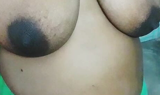 Indian sexy big boobs aunty