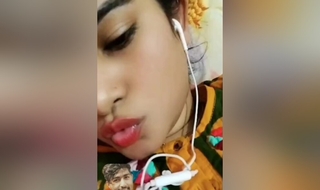 Straight away occasionally Exclusive -cute Desi Girl Shows Say no to Boobs To Lover On Vc
