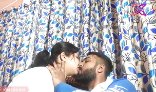 Chunky Ass Desi Indian Aunty Fucked In Doggy Style