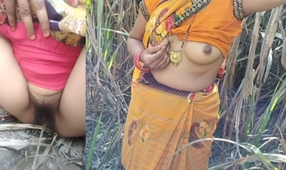 New best indian desi Village bhabhi outdoor pissing porn