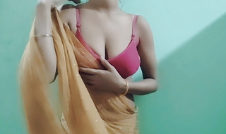18 years old Indian girl actress dance
