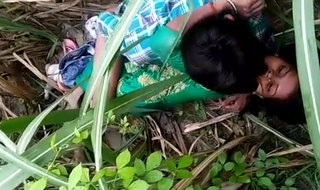 Dehati Lovers Having Sex In A Grass Field