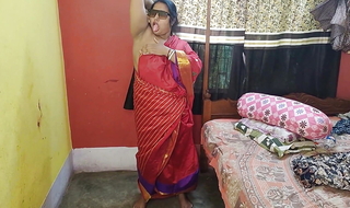 Bengali uniformly her juicy asshole and twerking herself in her bedroom