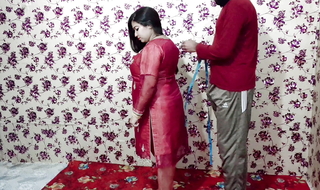 Sadia Bhabhi Sex with Tailor for free suit stitching