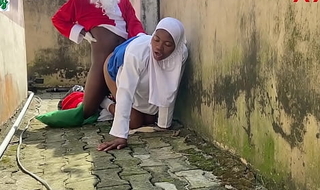Africa Santa is caught fucking his naive neighbor's daughter at the backyard beside the window (Full video on RED)