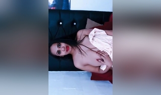 Today Exclusive- Hot Look Desi Nri Showing Boobs And Pussy With Livecam Model
