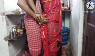 Desi bhabhi chudai in Desi kitchen