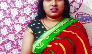 Derisory son-in-law left mother-in-law When she was alone at home Desi sex Video .Clear Hindi Vioce