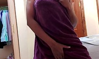 Indian Stepmom Hidden Camera Gets Naked After Showering
