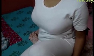 indian woman showing big boobs to say no to lover